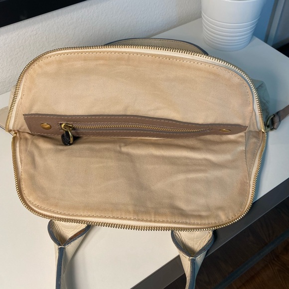 Elegant Chloe Cream Satchel Bag - Picture 12 of 16